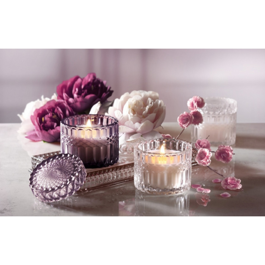 Detail dizajnu sviečky BARTEK Luxury Bouquet